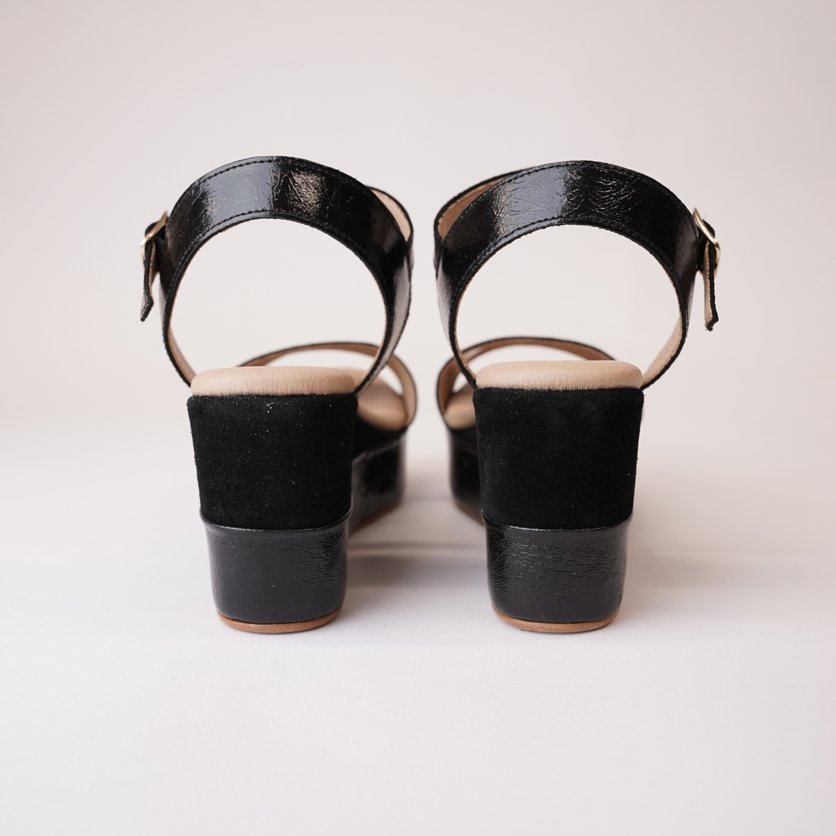 009-cres-138 Black Patent/ Suede Leather Wedges - NATTIVA | Shouz