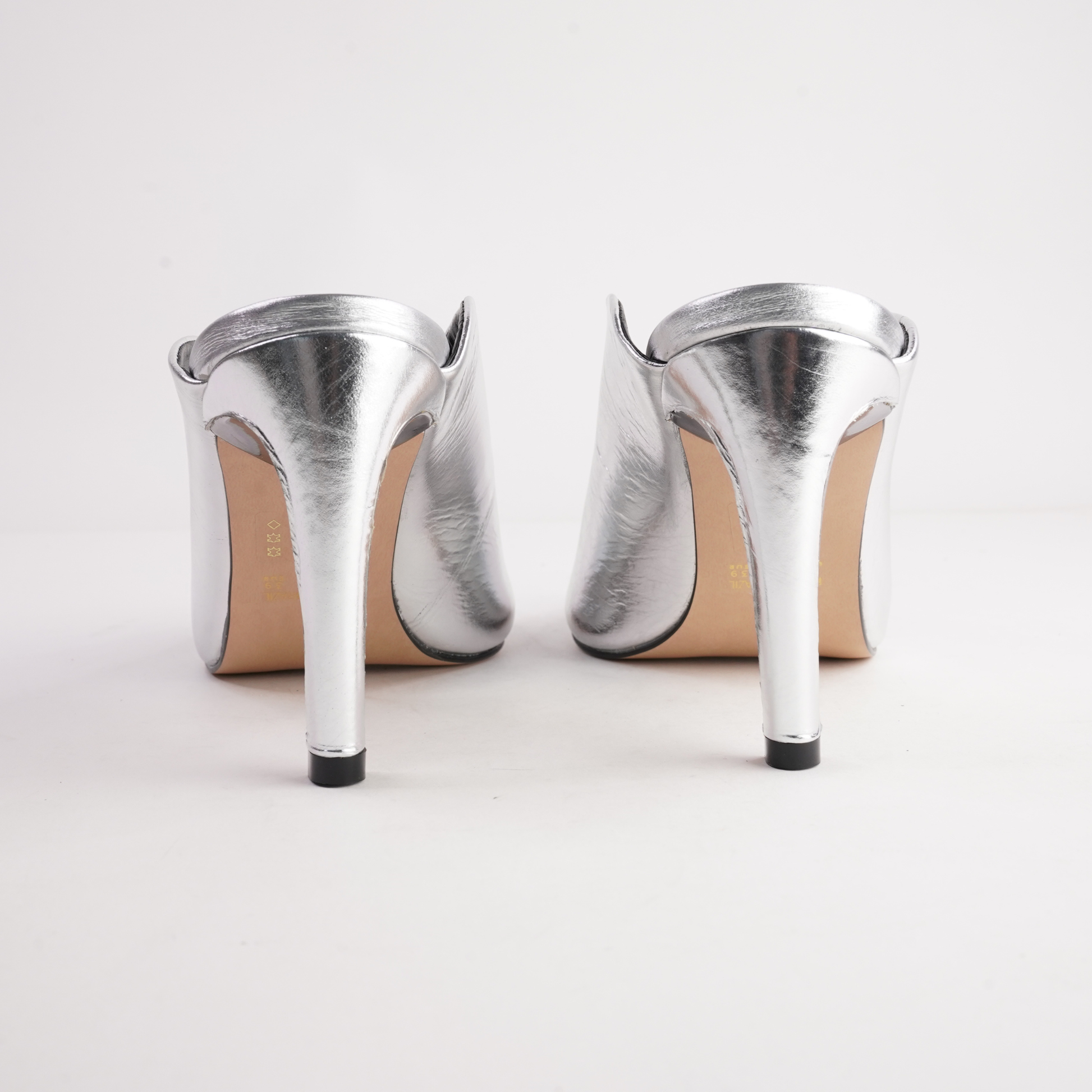 Xalina Silver Heels - NU BY NEO | Shouz