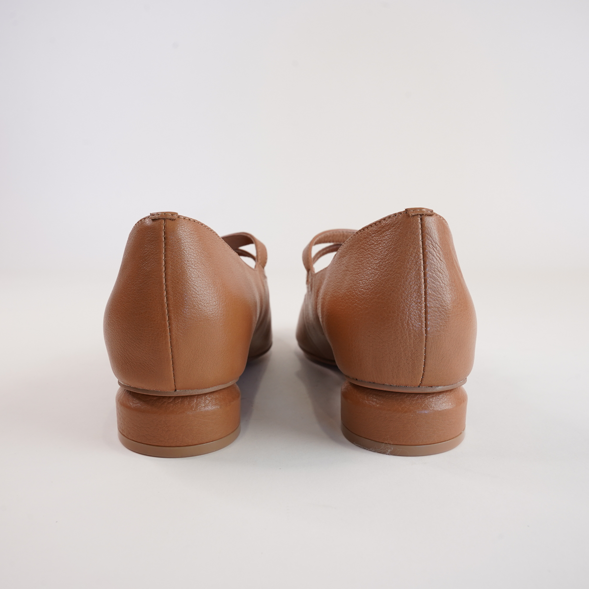 Fuela Dark Tan Leather Flats - DJANGO AND JULIETTE | Shouz