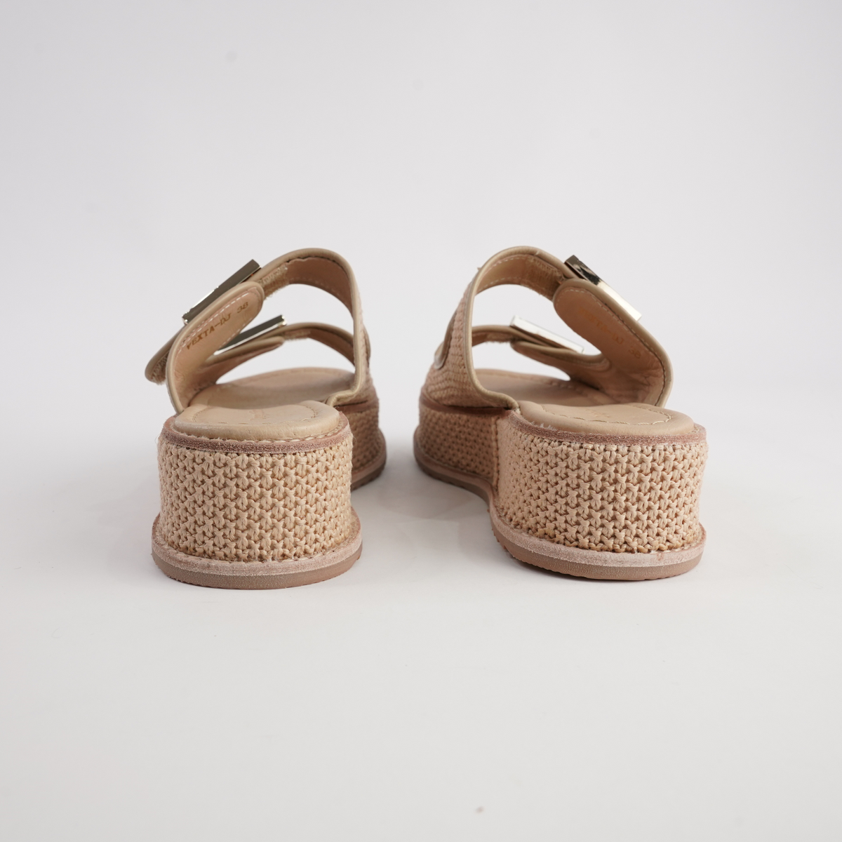 Vexta Camel Leather/ Camel Raffia Slides - DJANGO AND JULIETTE | Shouz