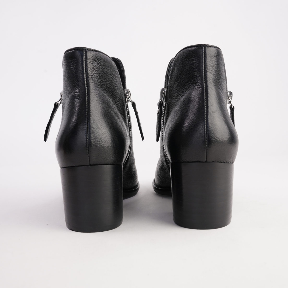 Mitysue Black.Leather/ Black Boots - DJANGO AND JULIETTE | Shouz