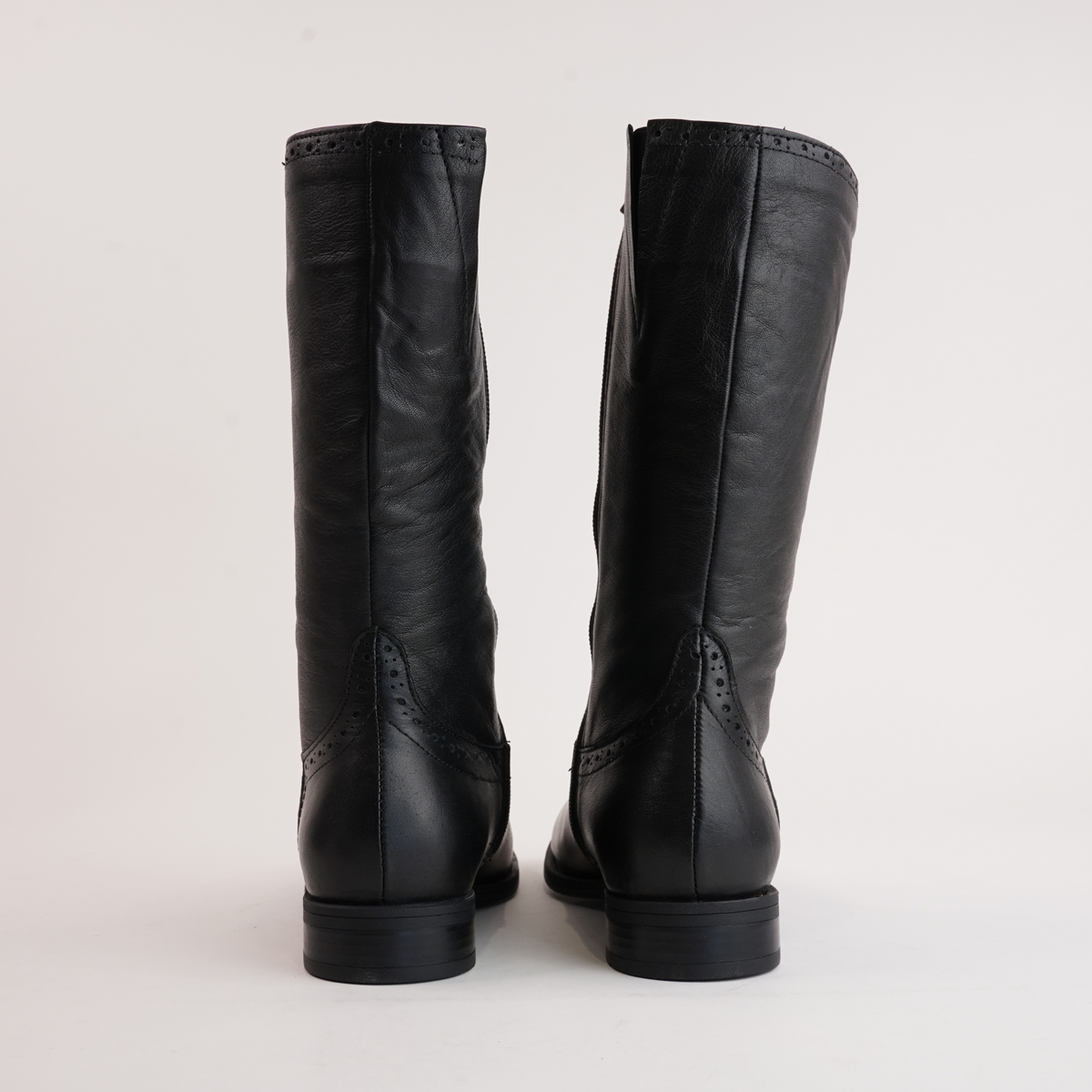 Garda Black Leather Boots