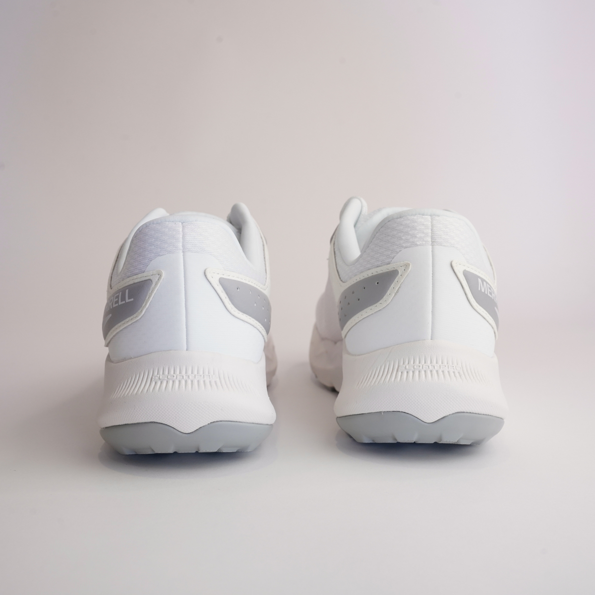 Antora 4 White Pigeon Sneakers - MERRELL | Shouz