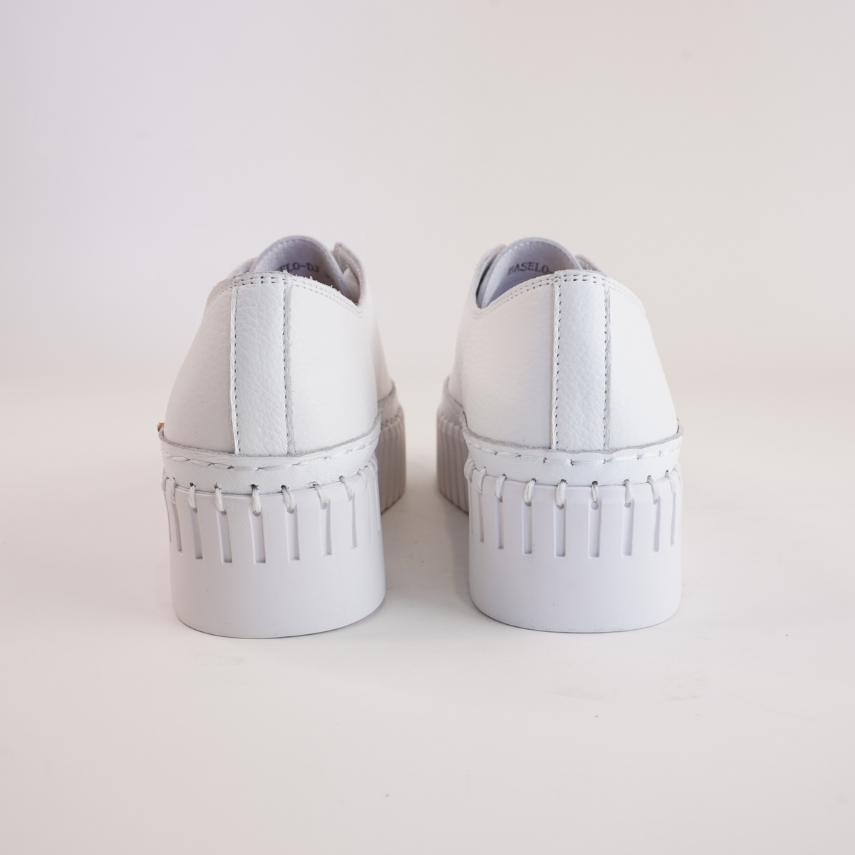 Baselo White Leather Sneakers - DJANGO AND JULIETTE | Shouz