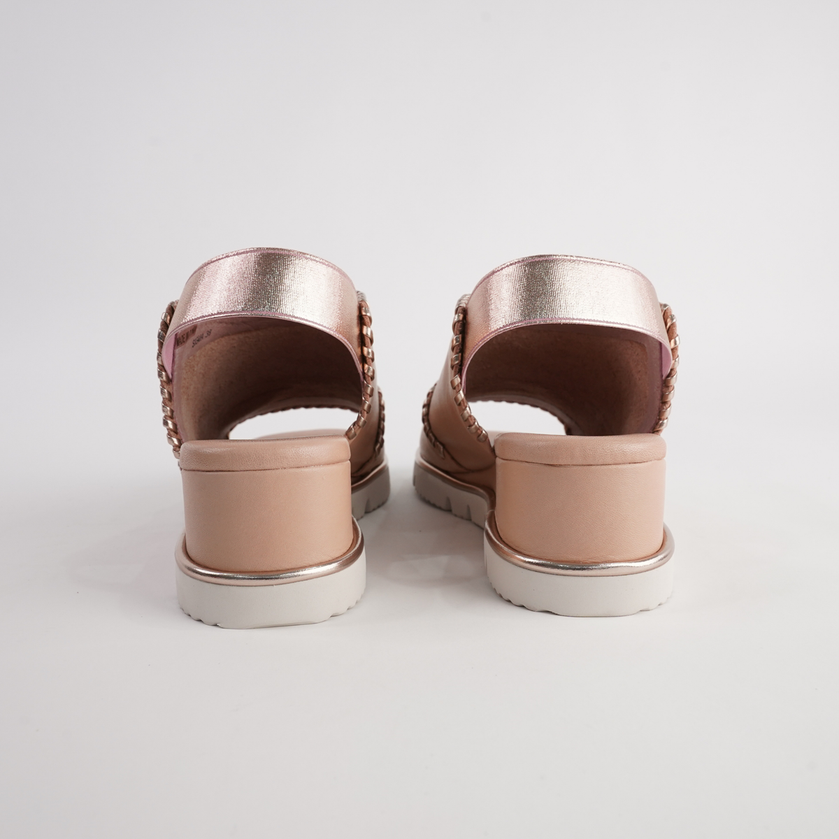 Sigma Powder/ Rose Gold Leather Sandals - BRESLEY | Shouz