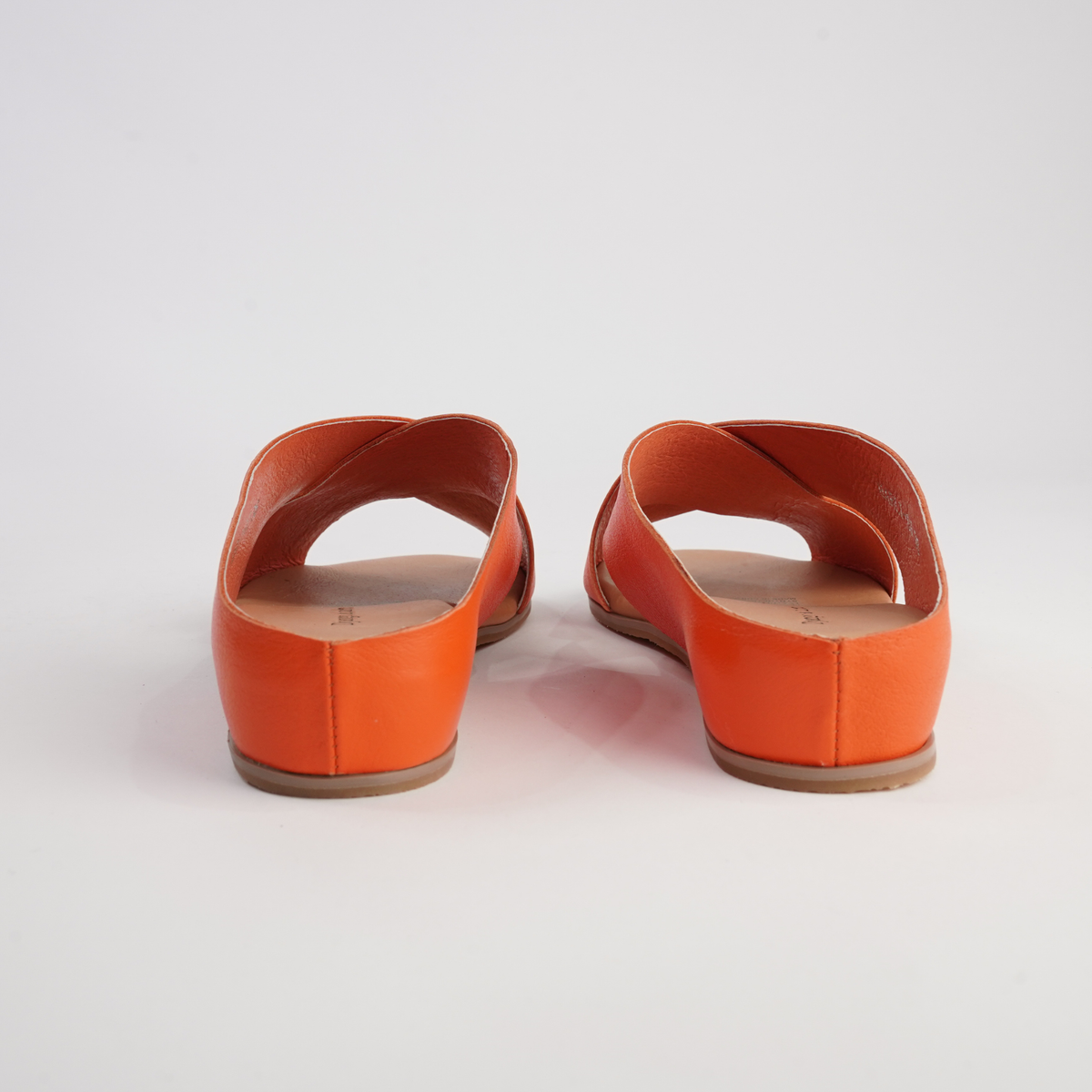 Harli New Orange Slides - DJANGO AND JULIETTE | Shouz