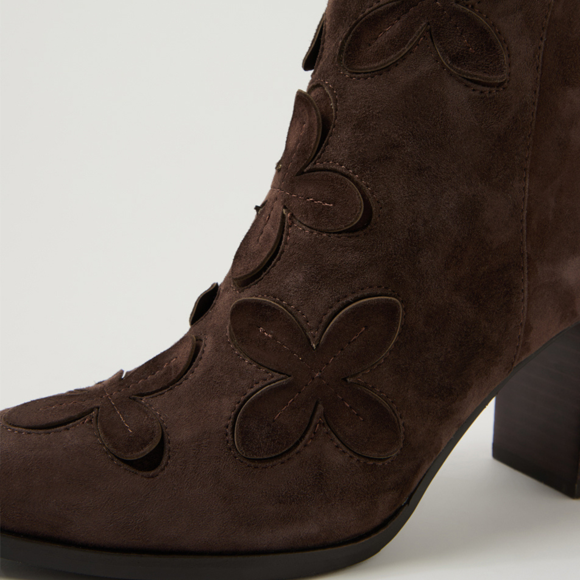 Alderte Choc Suede/ Choc Heel Boots - DJANGO AND JULIETTE | Shouz