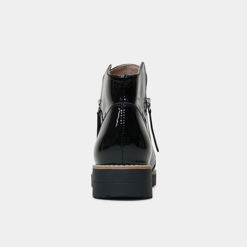 Ohmy Black Patent Leather Ankle Boots