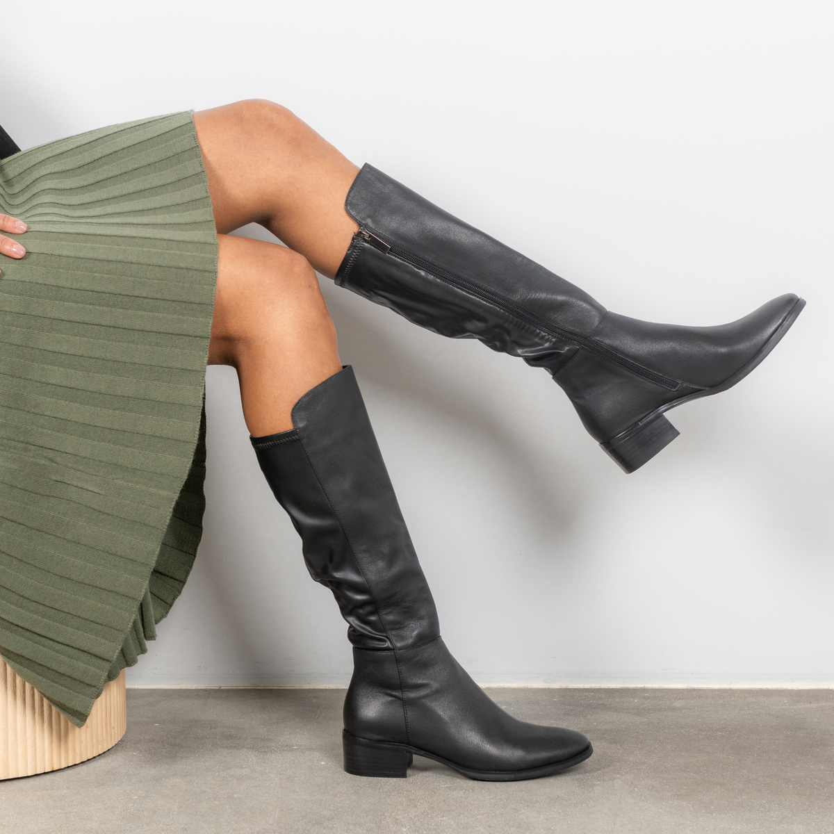 Tetley Black Leather/ Stretch Knee High Boots - DJANGO AND JULIETTE | Shouz