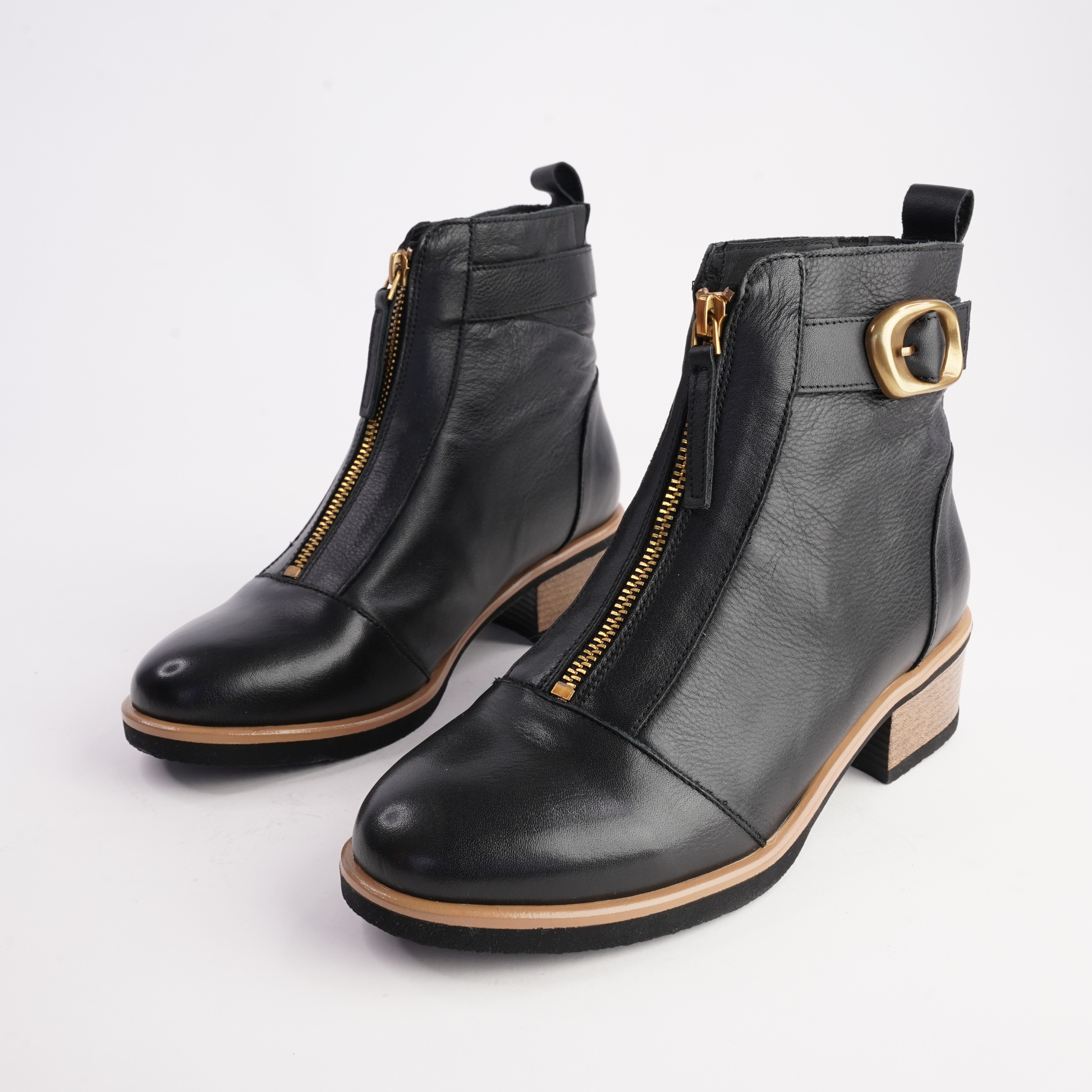 Doha Black Leather Ankle Boots - BRESLEY | Shouz