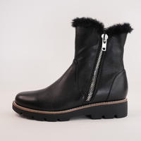 Dlinga Black/Black Fur Leather Boots