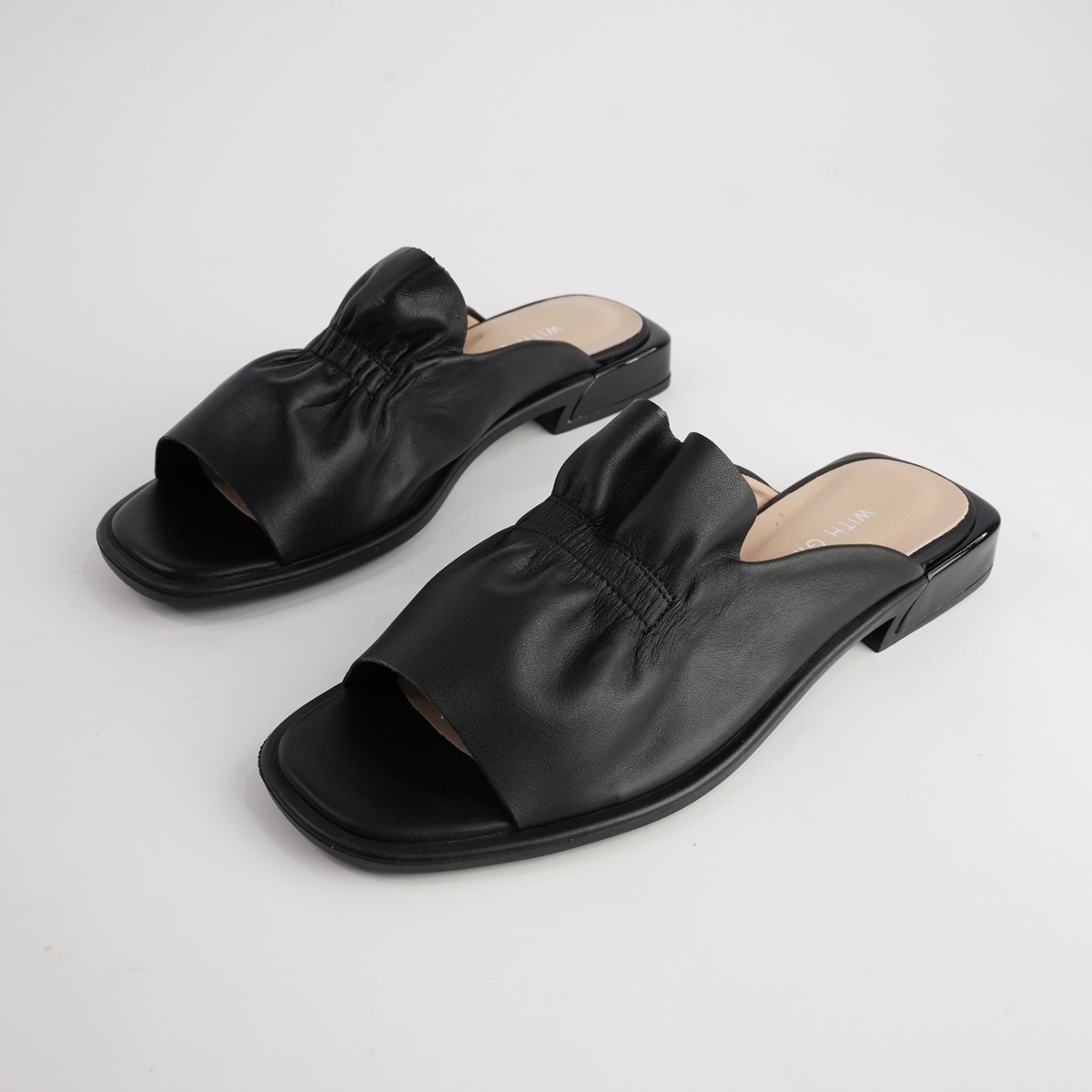 Luna Black Leather Flats