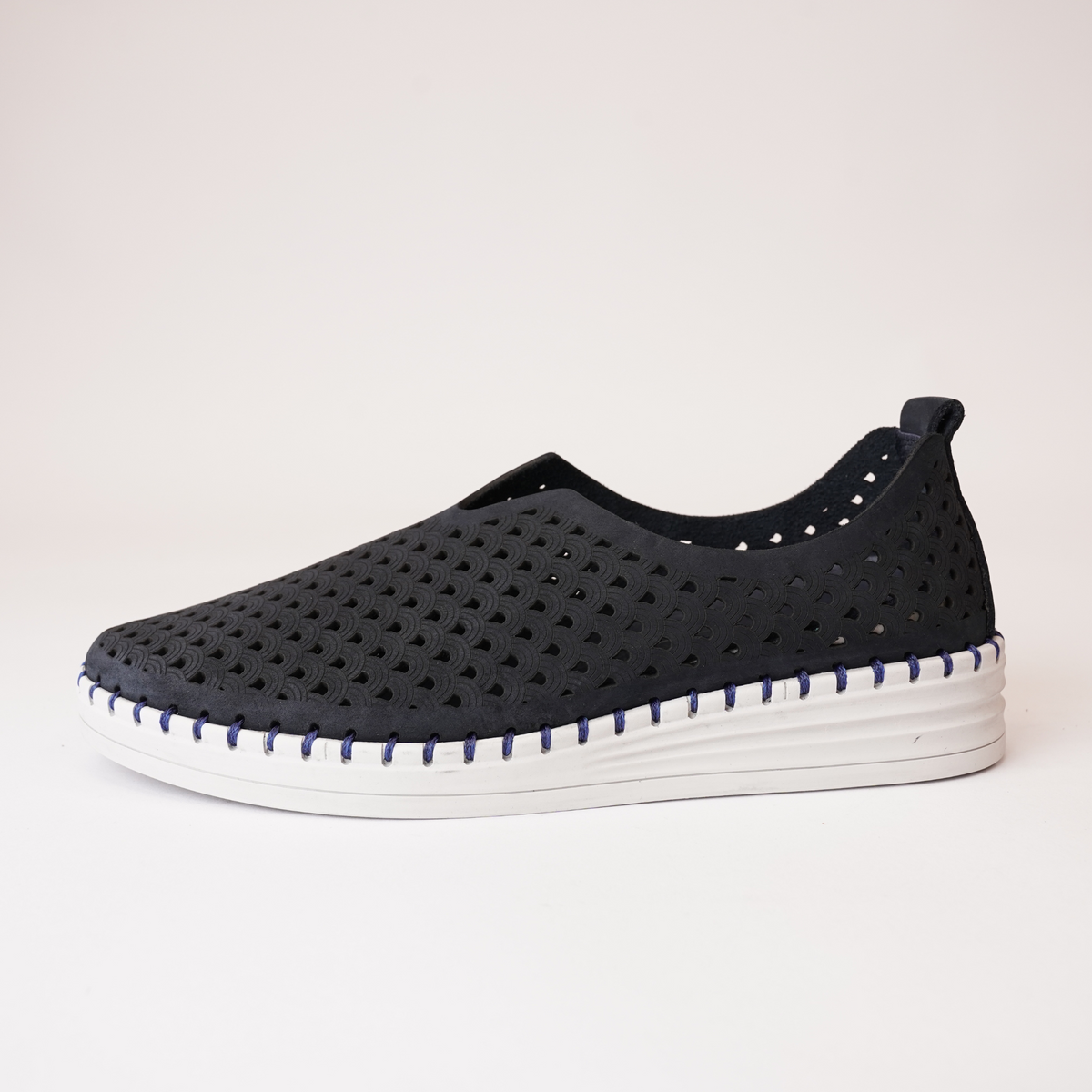 Lasso Deep Ocean Leather Sneakers - SALA | Shouz