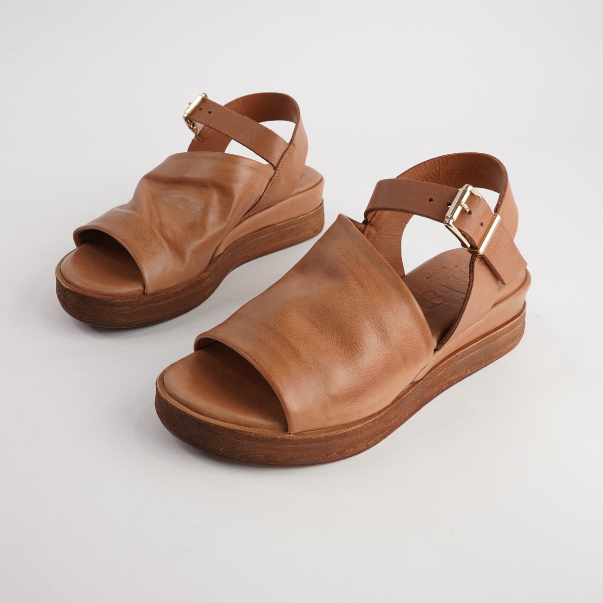 Positano Coconut Leather Sandals