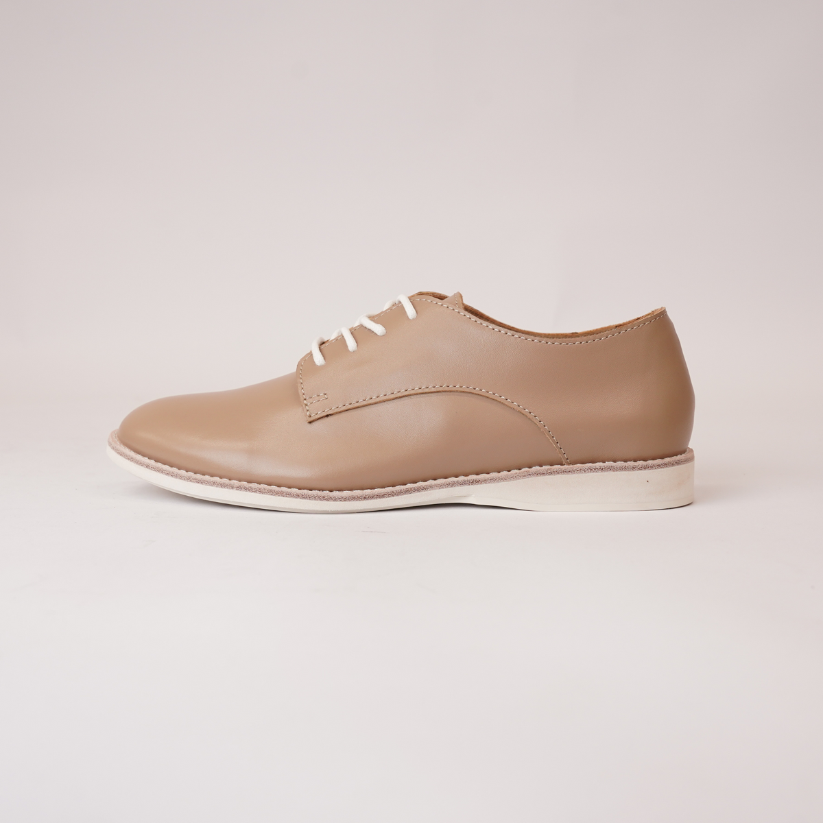 Derby Super Soft Latte Leather Lace Up Flats - ROLLIE | Shouz