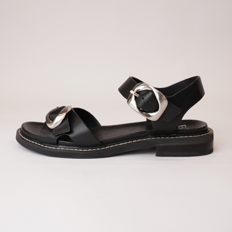 Ornice Blalck Leather Sandals