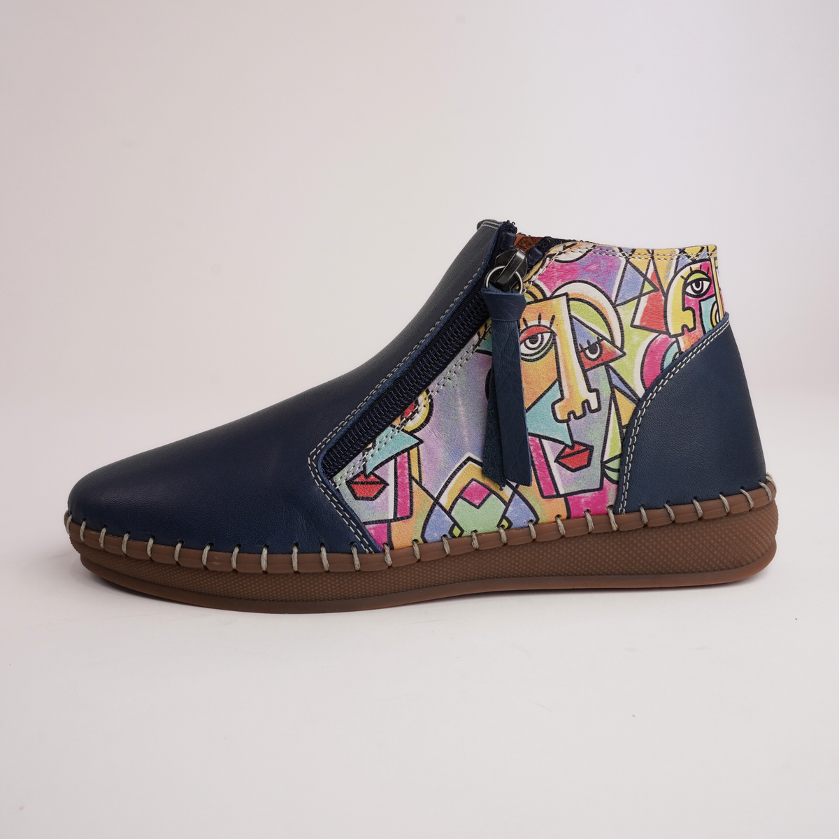 Regan Wishes Picasso Leather Ankle Boots - SALA | Shouz