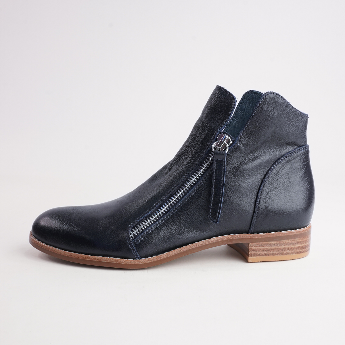 Norys Navy Leather Ankle Boots