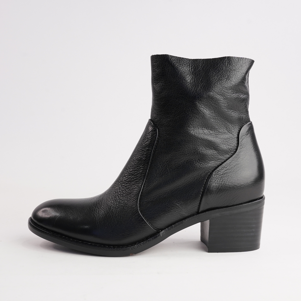 Rarna Black/ Black Heel Leather Ankle Boots