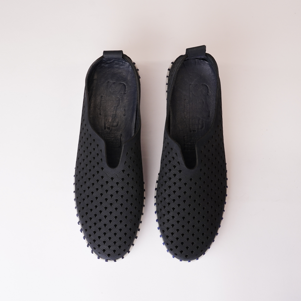 Lasso Deep Ocean Leather Sneakers - SALA | Shouz