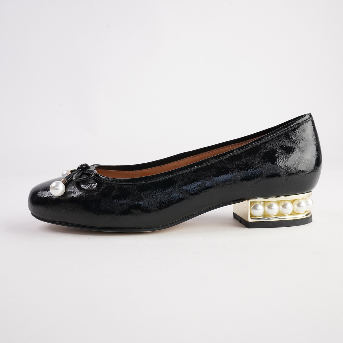 Azzi Black Leather Ballet Flats - BRESLEY | Shouz