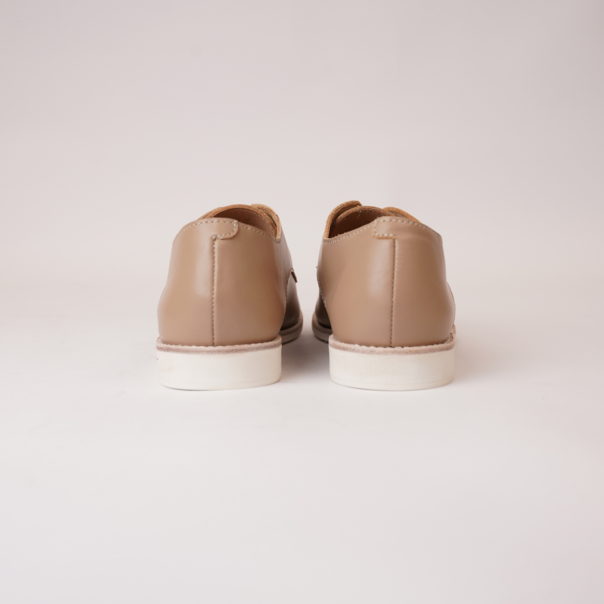 Derby Super Soft Latte Leather Lace Up Flats - ROLLIE | Shouz