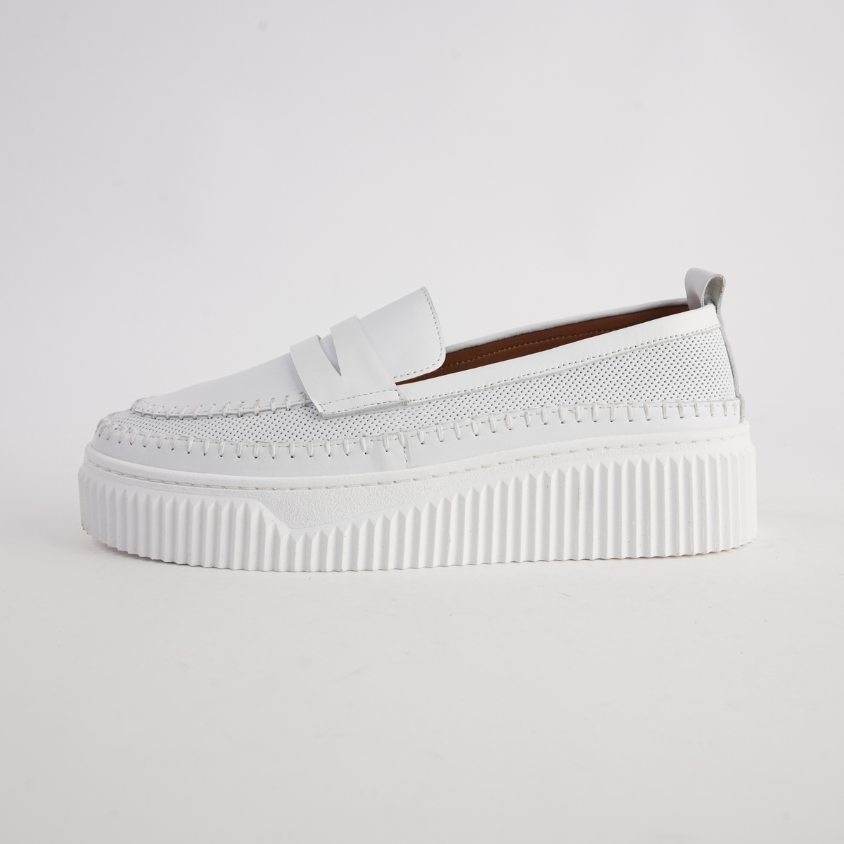 Bobby White Leather Loafers - SALA | Shouz