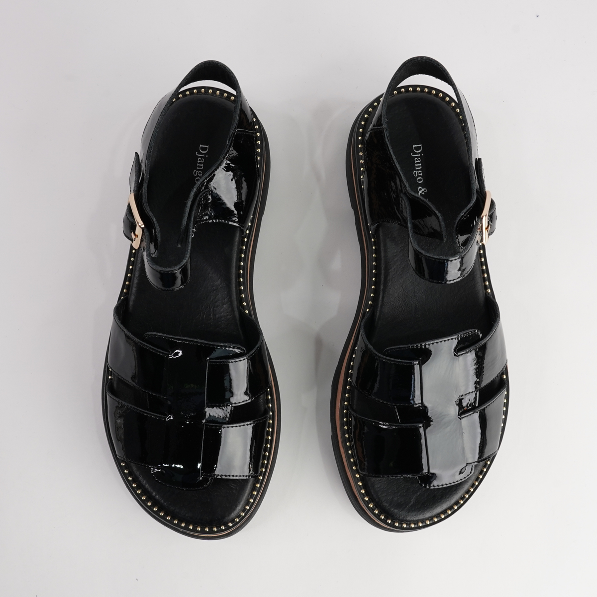 Simm Black Patent Leather Sandals - DJANGO AND JULIETTE | Shouz