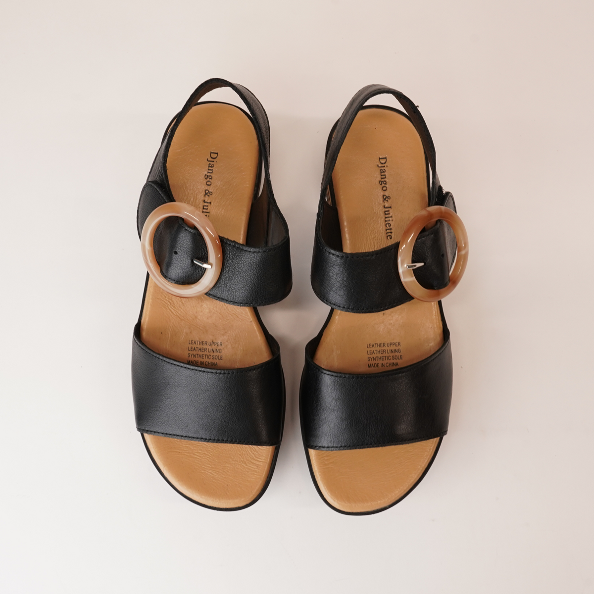 Cubbie Black Leather Sandals - DJANGO AND JULIETTE | Shouz
