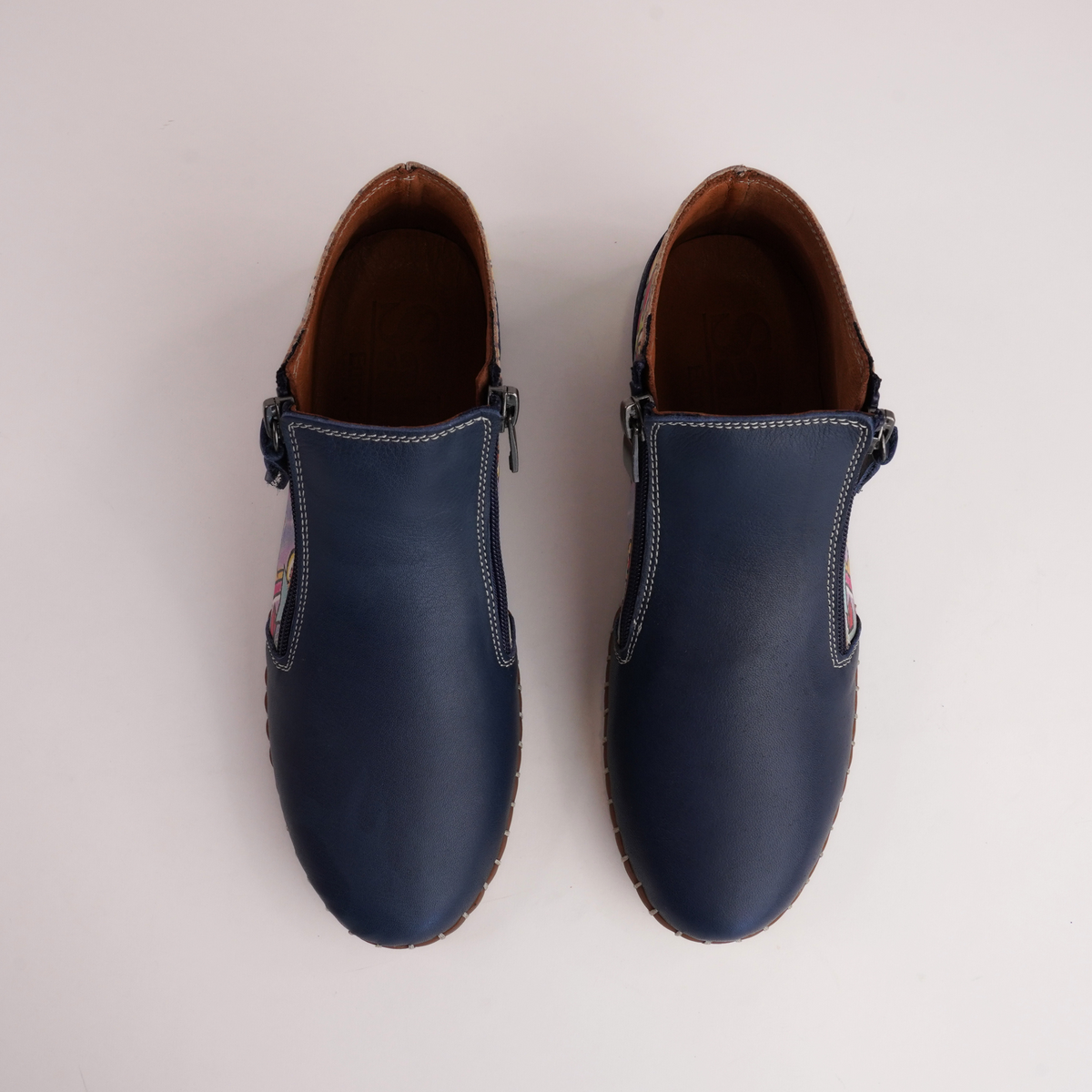 Regan Wishes Picasso Leather Ankle Boots - SALA | Shouz