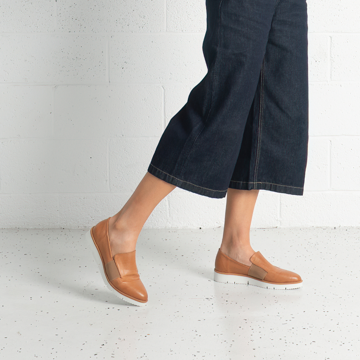 Olga Taba Leather Flats - NU BY NEO | Shouz