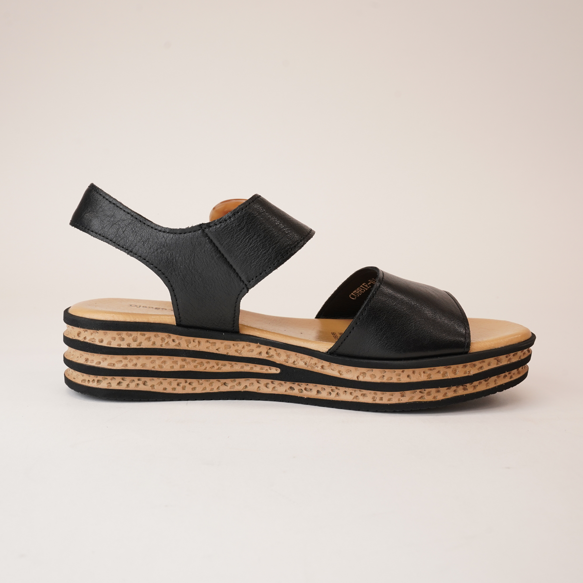 Cubbie Black Leather Sandals - DJANGO AND JULIETTE | Shouz