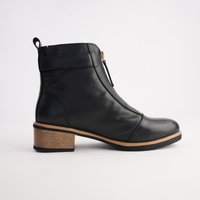 Doha Black Leather Ankle Boots - BRESLEY | Shouz