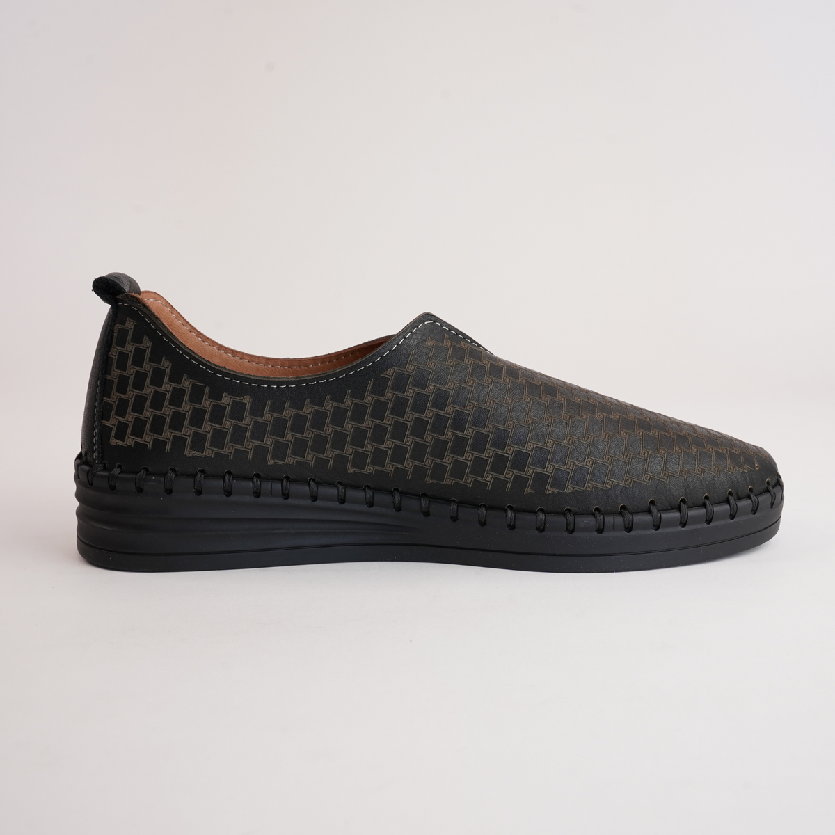 Lassy Black Leather Sneakers - SALA | Shouz