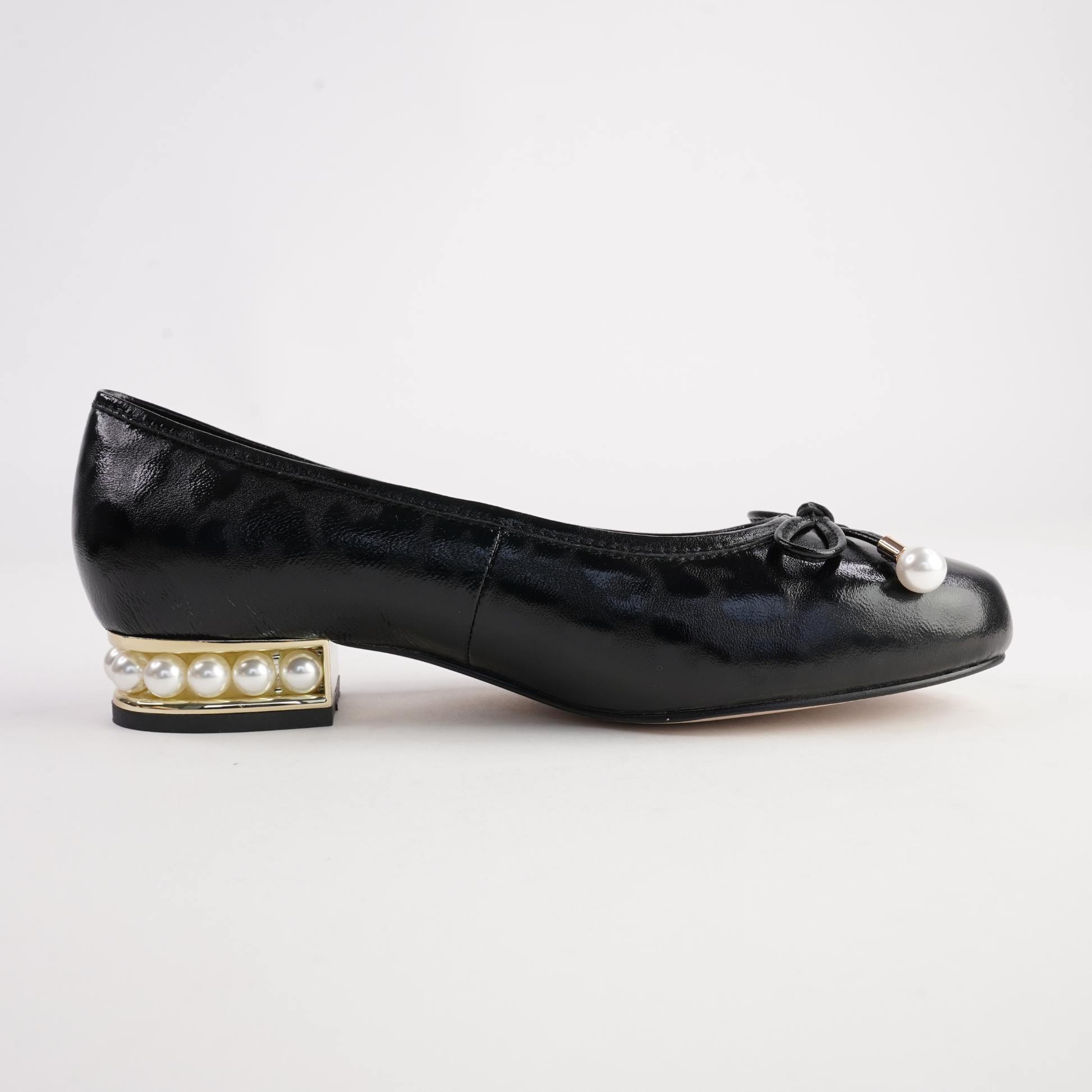 Azzi Black Leather Ballet Flats - BRESLEY | Shouz