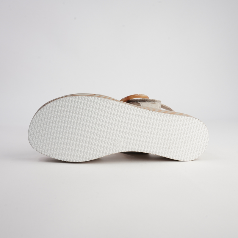 Cubbie Almond Leather Sandals