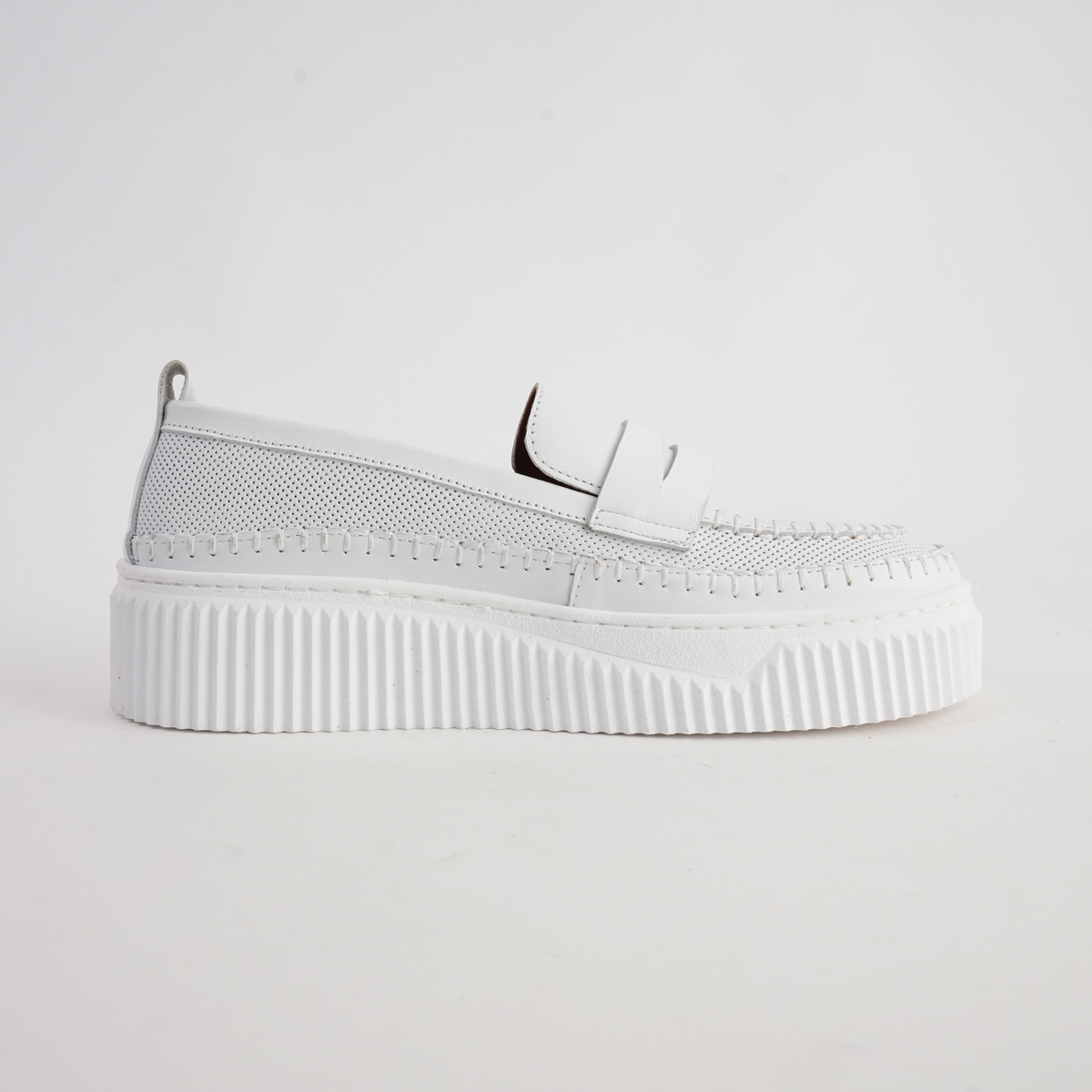 Bobby White Leather Loafers - SALA | Shouz