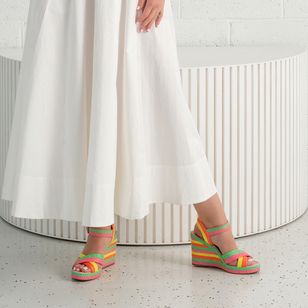Erinah Bright Multi Wedges - TOP END | Shouz