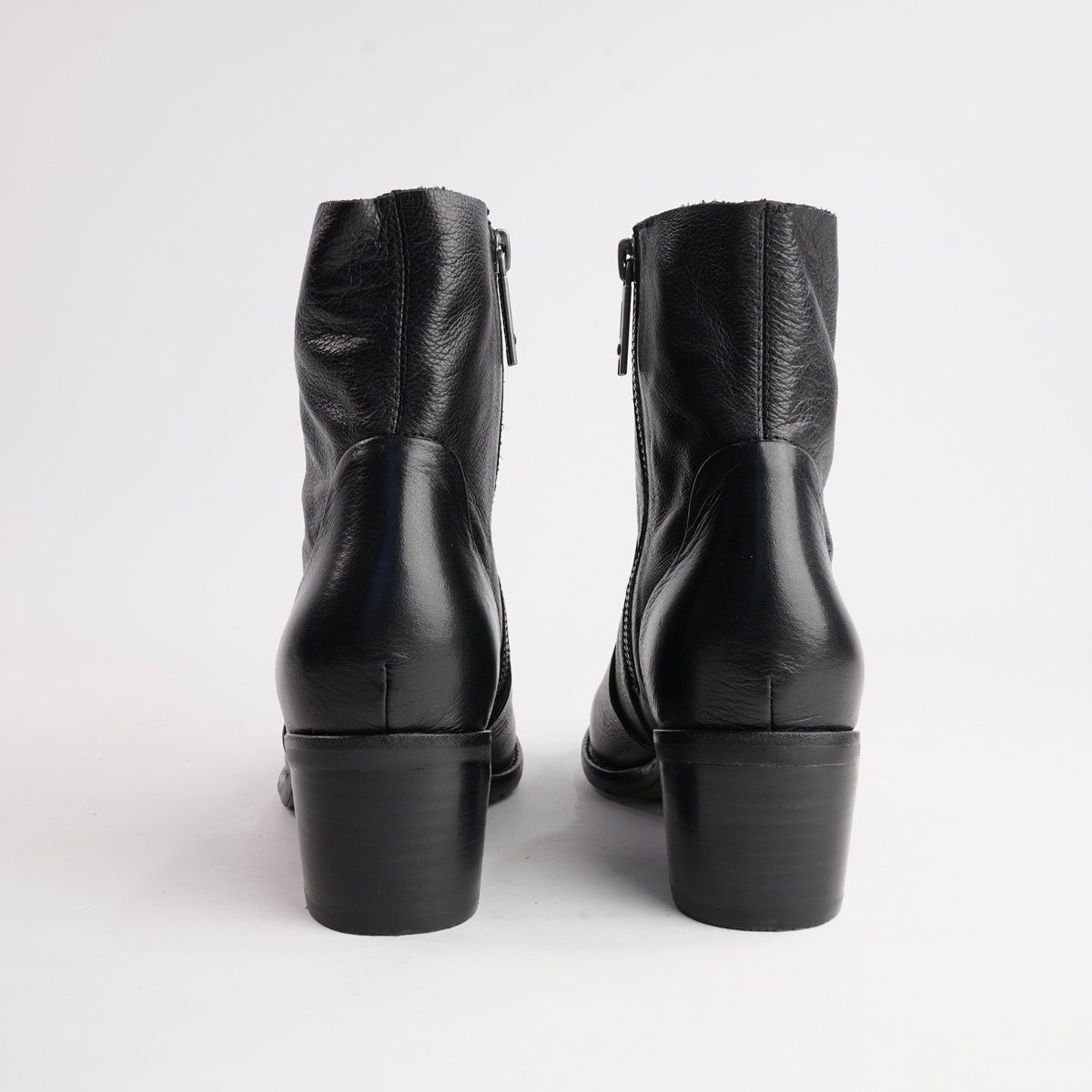 Rarna Black/ Black Heel Leather Ankle Boots