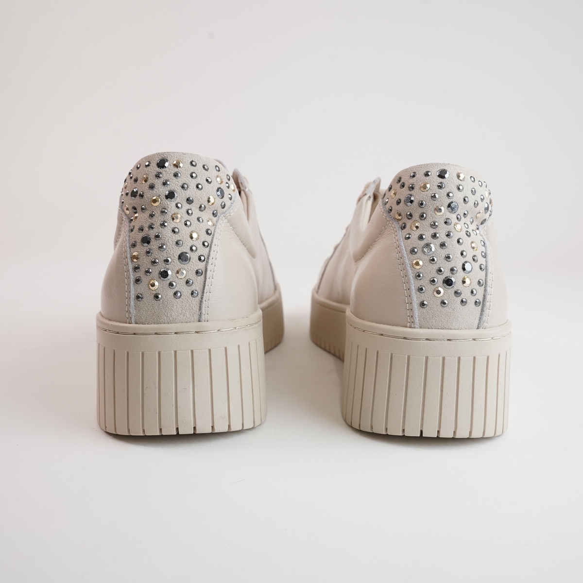 Kees Vanilla Leather Sneakers - DJANGO AND JULIETTE | Shouz