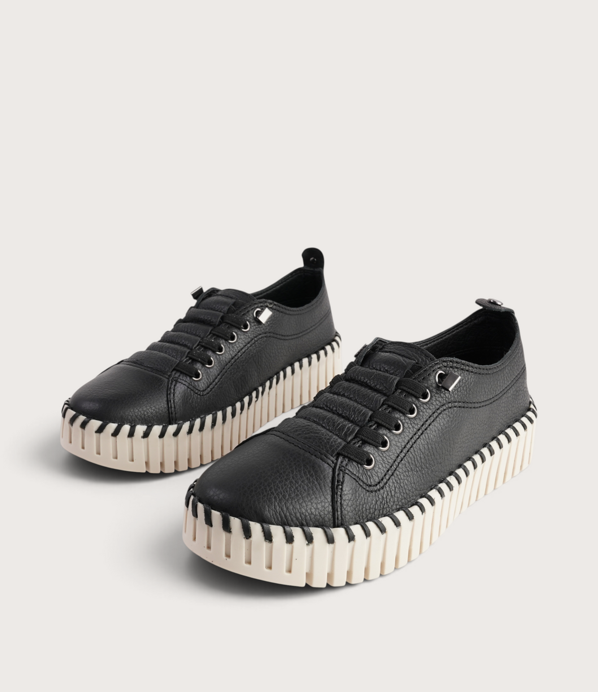 Sorrel Black Sneakers