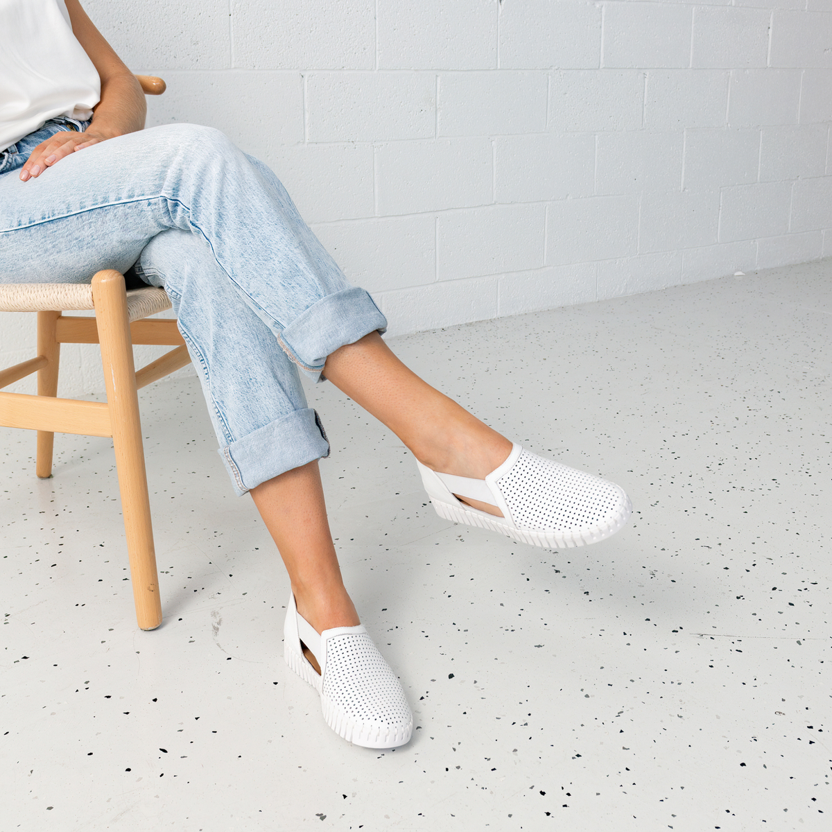 Habiki White Leather Sneakers