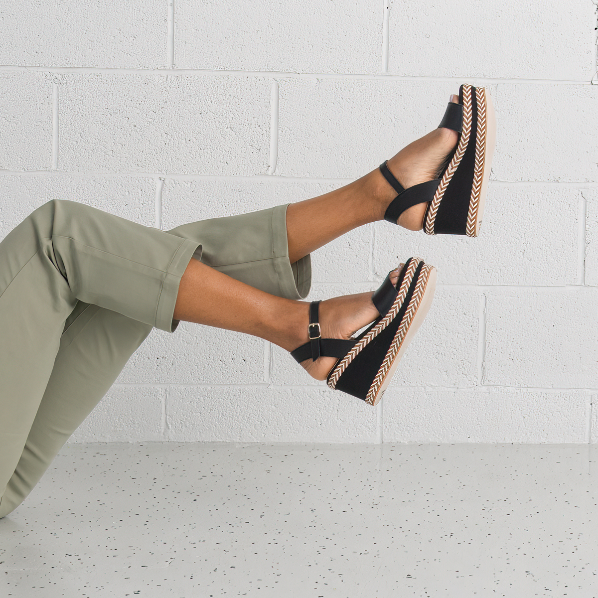 009-cres-142 Black Leather Wedges - NATTIVA | Shouz