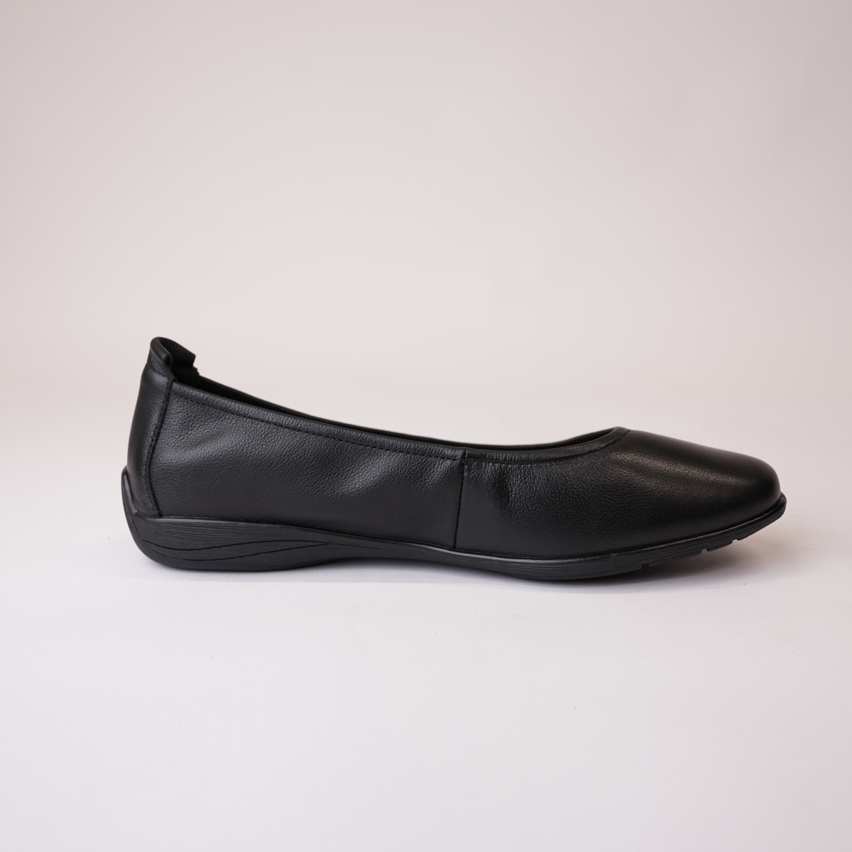 Fenja 01 Black/black Leather Ballet Flats - JOSEF SEIBEL | Shouz