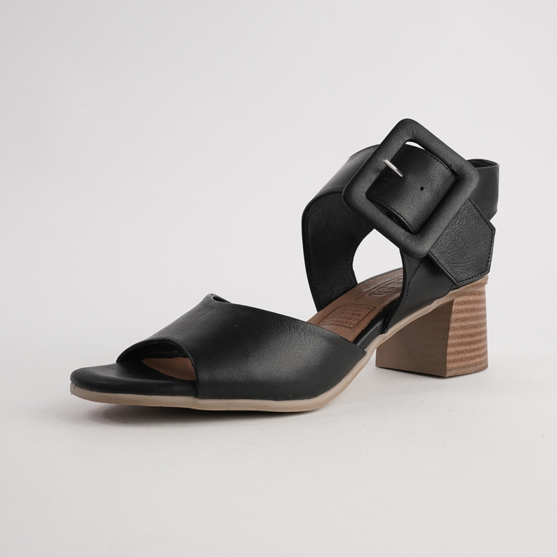 San Anton Black Leather Heels