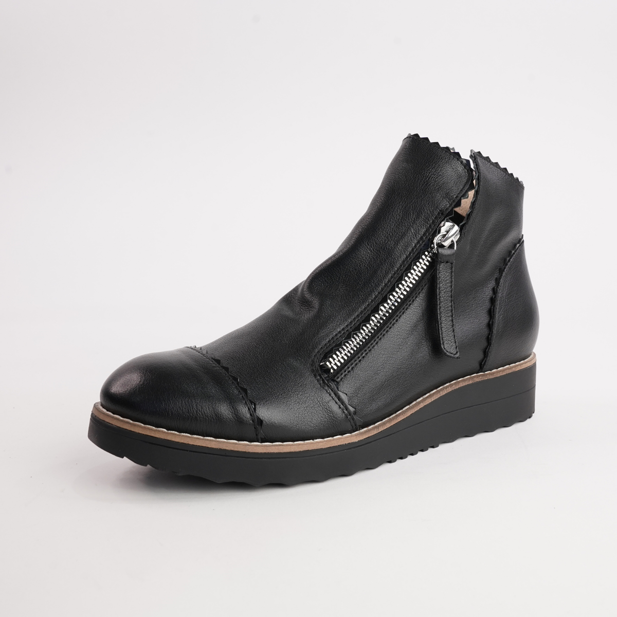 Ooday Black Leather / Black Patent Ankle Boots - TOP END | Shouz