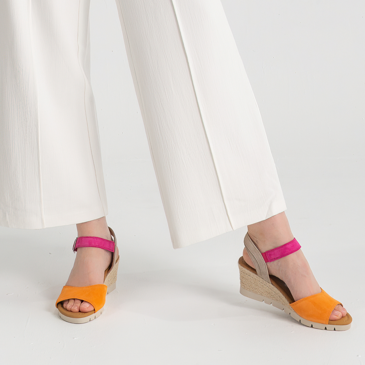 Winifred Mandarin/ Pink Leather Sandals - GABOR | Shouz