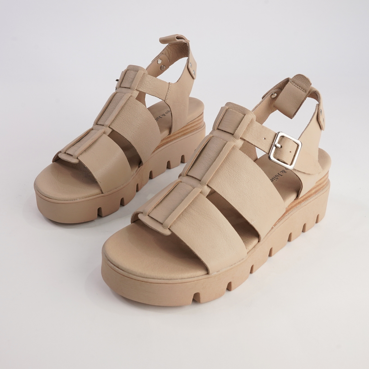 Relie Camel Leather Sandals