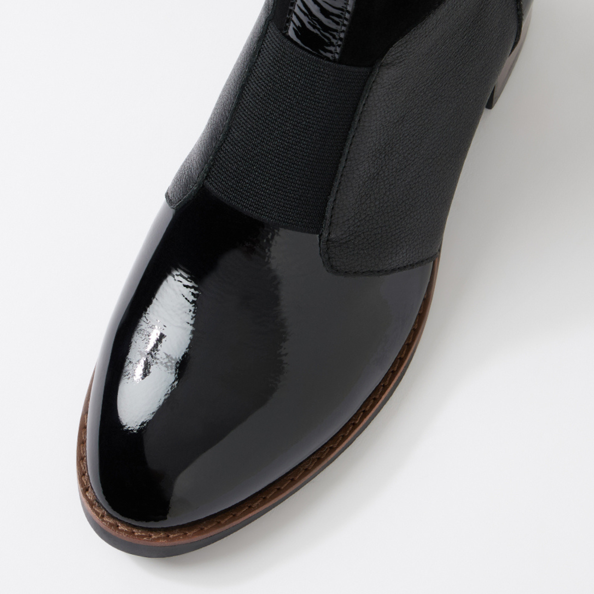 Traigs Black Mix Leather Ankle Boots - DJANGO AND JULIETTE | Shouz