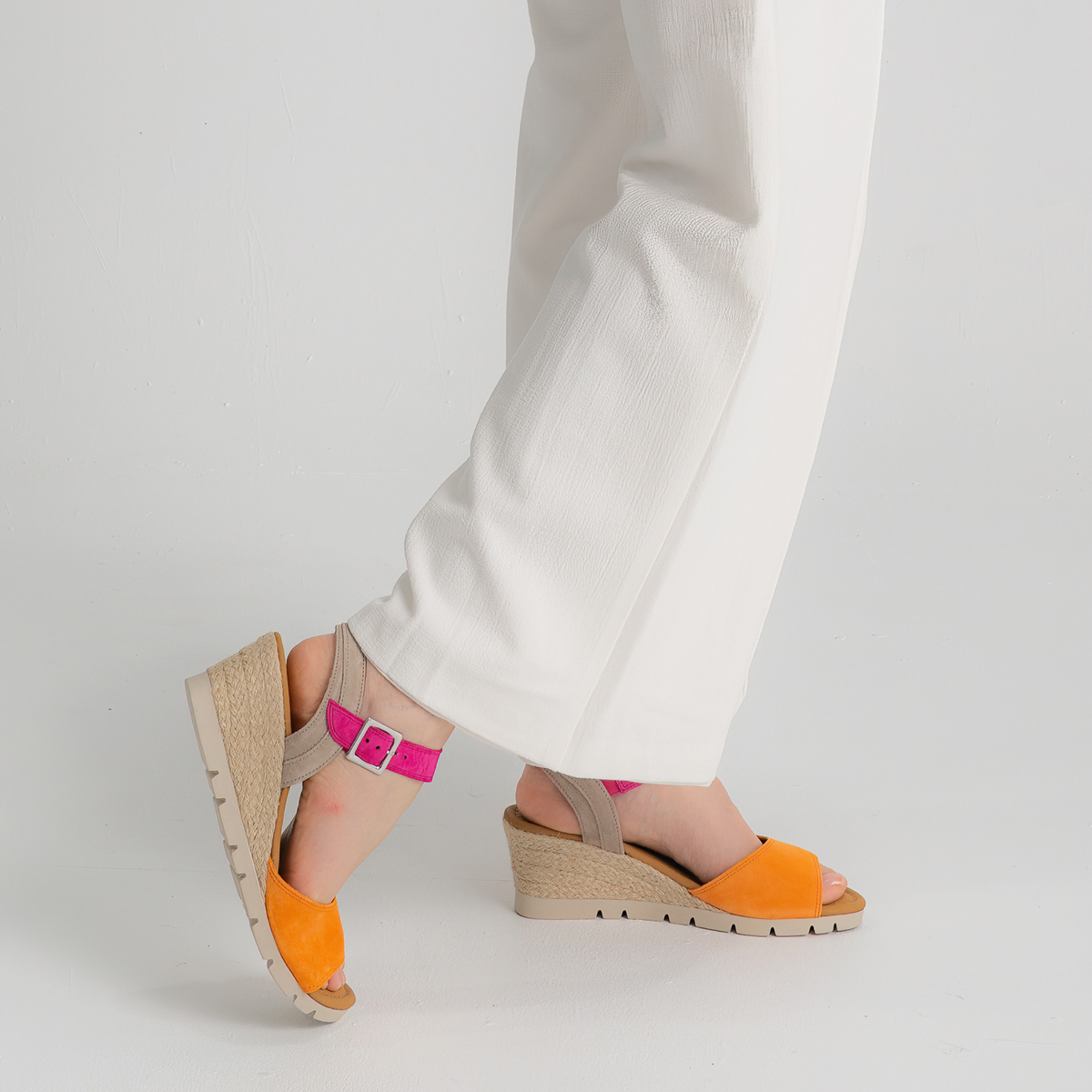Winifred Mandarin/ Pink Leather Sandals - GABOR | Shouz